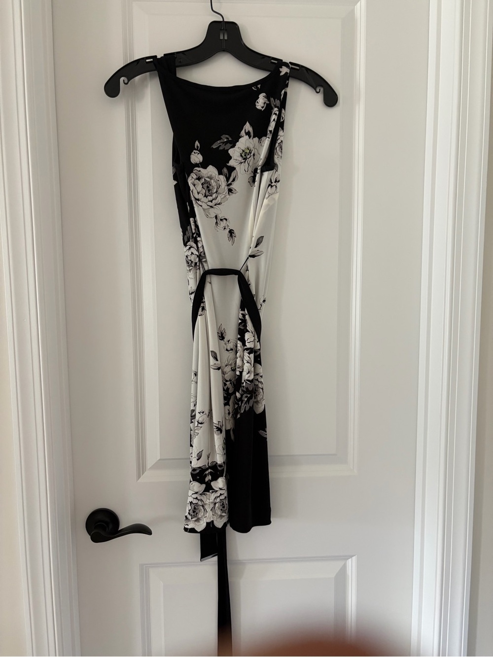 White House Black Market Black and White Floral Midi Dress with Waist Tie